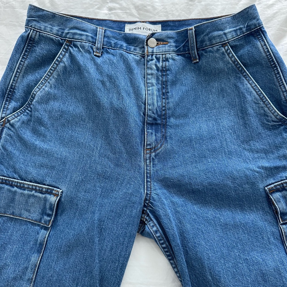 Aritzia Denim Forum The 90’s Millie Hi Rise Cargo Jean size 31 - Picture 3 of 9